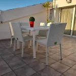 Del Mar Country Loft Апартаменты *