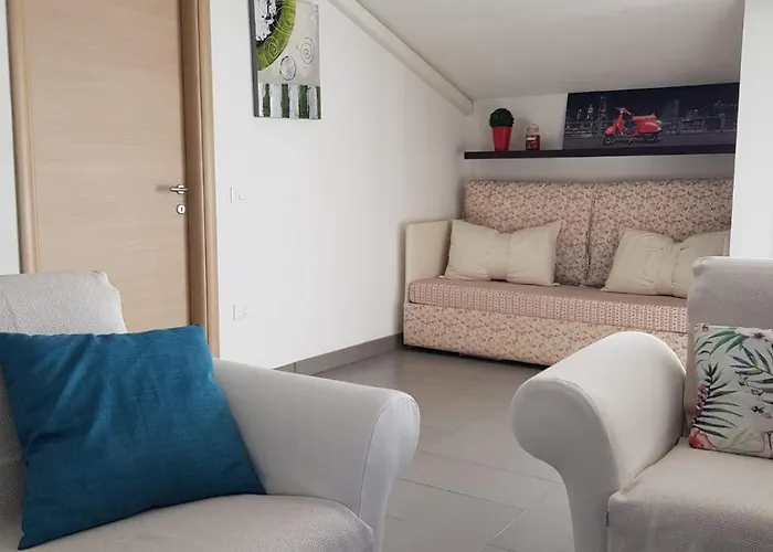 Del Mar Country Loft